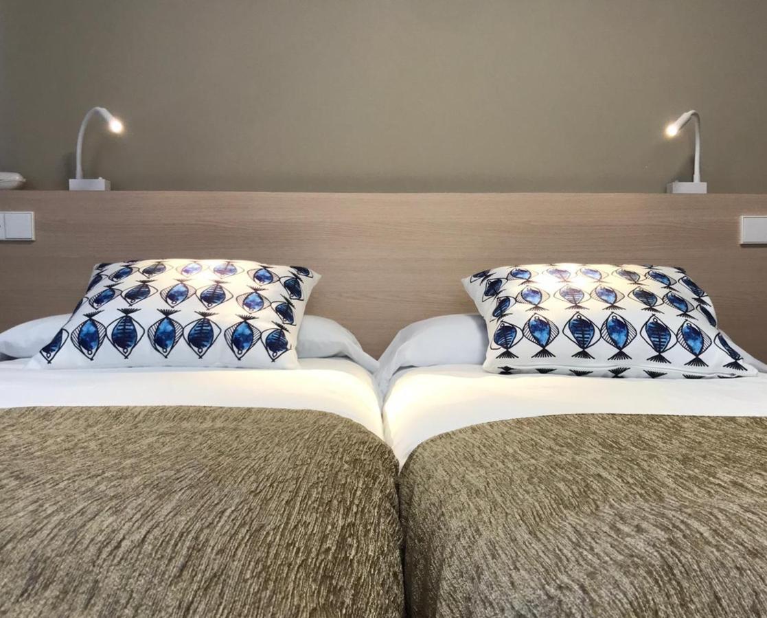 Hotel Baltico 2 Estrellas Luarca Kültér fotó