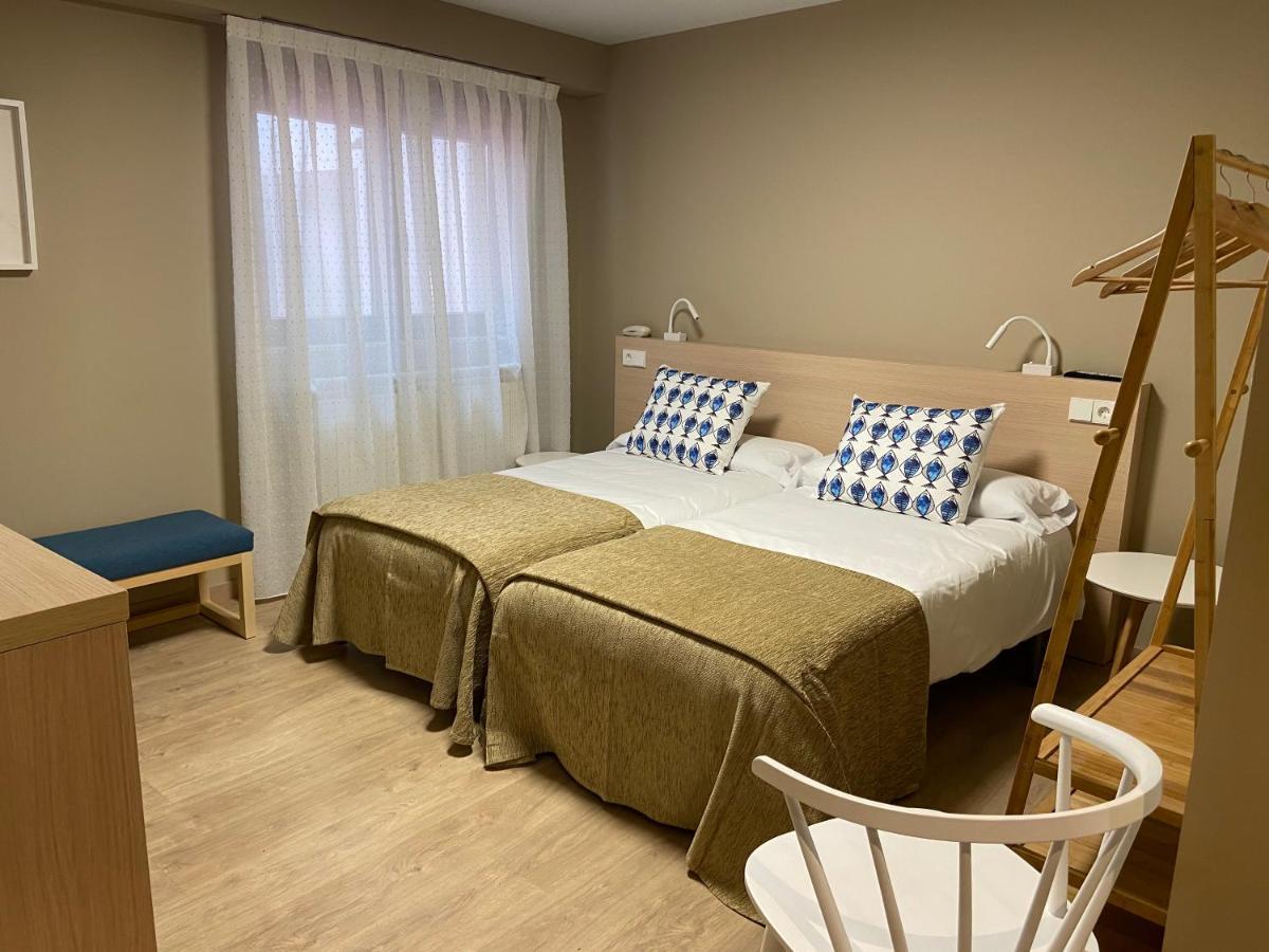 Hotel Baltico 2 Estrellas Luarca Kültér fotó